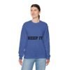 سويت شيرت برقبة دائرية بشعار رياضي - "حافظ على لياقتك... فقط حافظ على لياقتك"" fitness slogan crewneck sweatshirt — "keep it shirt...just keep the fittness up"
