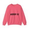 سويت شيرت برقبة دائرية بشعار رياضي - "حافظ على لياقتك... فقط حافظ على لياقتك"" fitness slogan crewneck sweatshirt — "keep it shirt...just keep the fittness up"