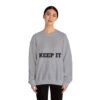 سويت شيرت برقبة دائرية بشعار رياضي - "حافظ على لياقتك... فقط حافظ على لياقتك"" fitness slogan crewneck sweatshirt — "keep it shirt...just keep the fittness up"