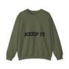سويت شيرت برقبة دائرية بشعار رياضي - "حافظ على لياقتك... فقط حافظ على لياقتك"" fitness slogan crewneck sweatshirt — "keep it shirt...just keep the fittness up"