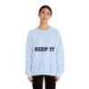 سويت شيرت برقبة دائرية بشعار رياضي - "حافظ على لياقتك... فقط حافظ على لياقتك"" fitness slogan crewneck sweatshirt — "keep it shirt...just keep the fittness up"