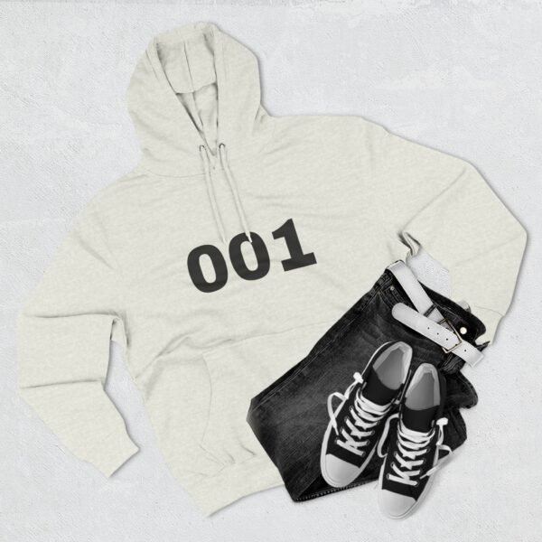 هودي كلاسيكي جريء - سترة صوفية كلاسيكية بثلاثة أجزاء classic bold pullover hoodie — "classic" three panel fleece
