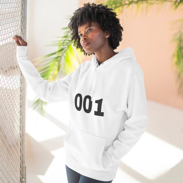 هودي كلاسيكي جريء - سترة صوفية كلاسيكية بثلاثة أجزاء classic bold pullover hoodie — "classic" three panel fleece