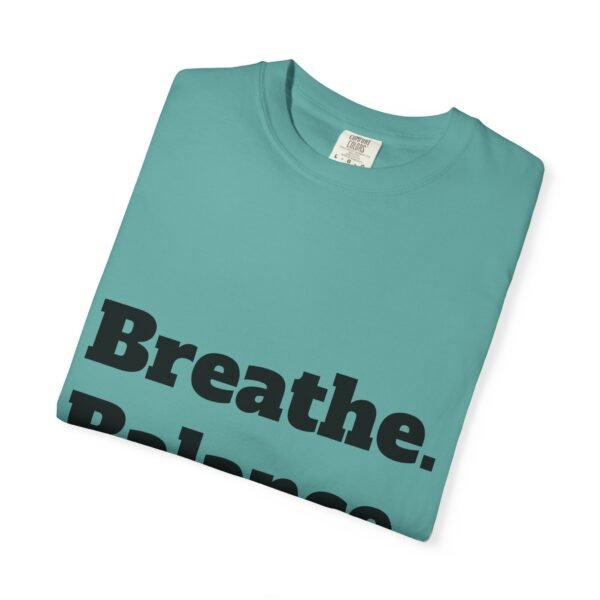 تيشيرت يوغا فاخر. تنفس. توازن. كن. high premium breathe. balance. become. yoga t shirt