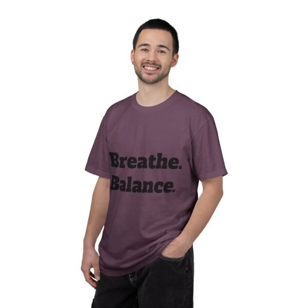 تيشيرت يوغا فاخر. تنفس. توازن. كن. high premium breathe. balance. become. yoga t shirt