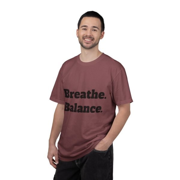 تيشيرت يوغا فاخر. تنفس. توازن. كن. high premium breathe. balance. become. yoga t shirt