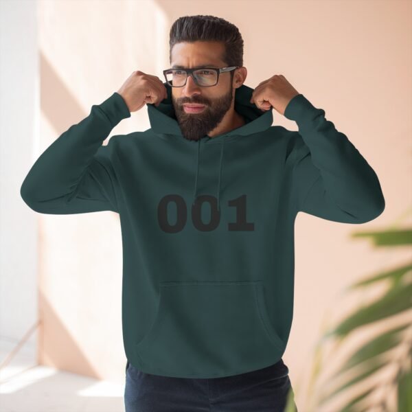 هودي كلاسيكي جريء - سترة صوفية كلاسيكية بثلاثة أجزاء classic bold pullover hoodie — "classic" three panel fleece