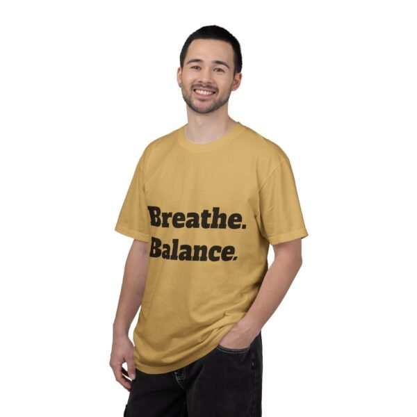 تيشيرت يوغا فاخر. تنفس. توازن. كن. high premium breathe. balance. become. yoga t shirt