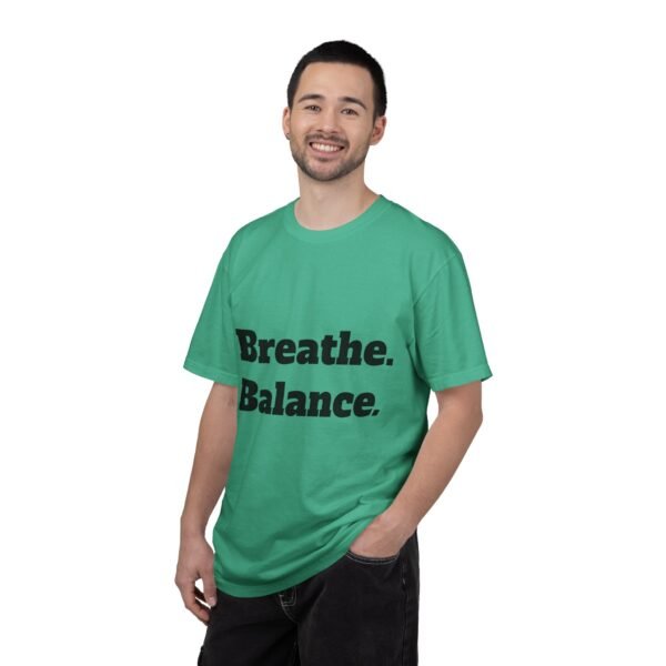تيشيرت يوغا فاخر. تنفس. توازن. كن. high premium breathe. balance. become. yoga t shirt