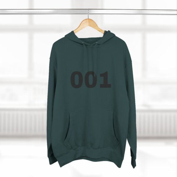 هودي كلاسيكي جريء - سترة صوفية كلاسيكية بثلاثة أجزاء classic bold pullover hoodie — "classic" three panel fleece
