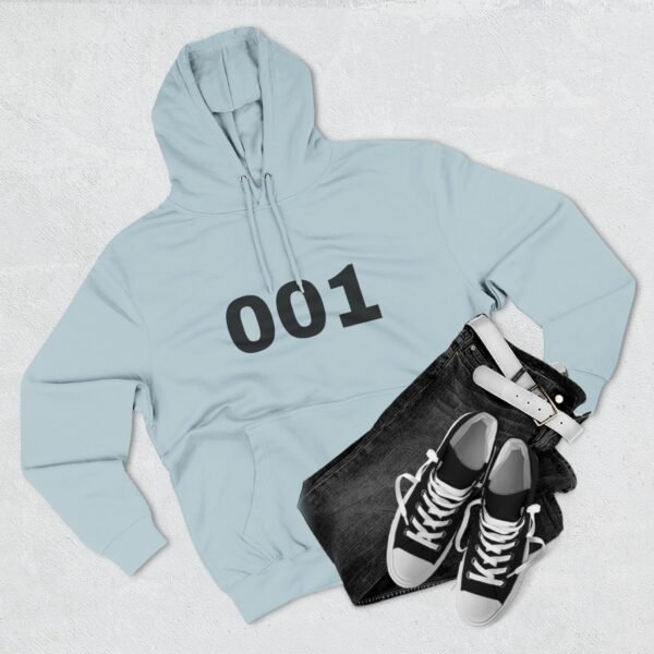 هودي كلاسيكي جريء - سترة صوفية كلاسيكية بثلاثة أجزاء classic bold pullover hoodie — "classic" three panel fleece