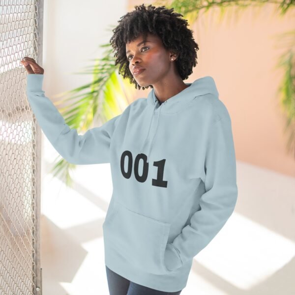 هودي كلاسيكي جريء - سترة صوفية كلاسيكية بثلاثة أجزاء classic bold pullover hoodie — "classic" three panel fleece