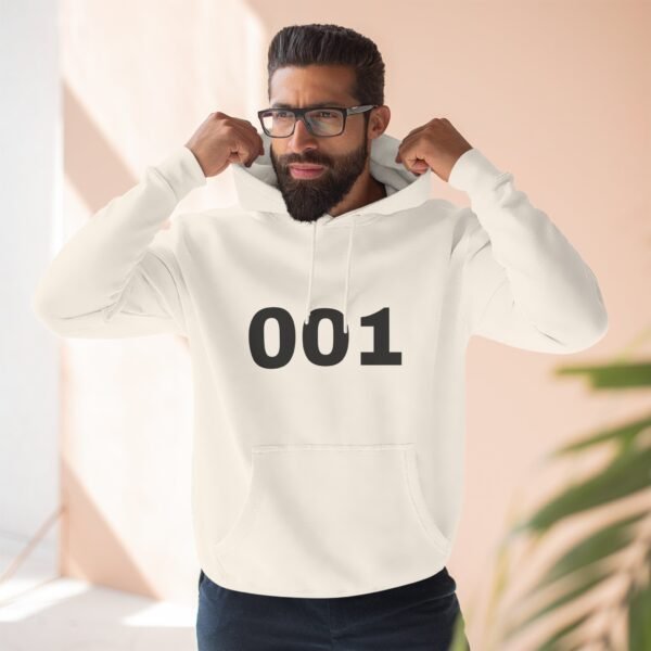 هودي كلاسيكي جريء - سترة صوفية كلاسيكية بثلاثة أجزاء classic bold pullover hoodie — "classic" three panel fleece