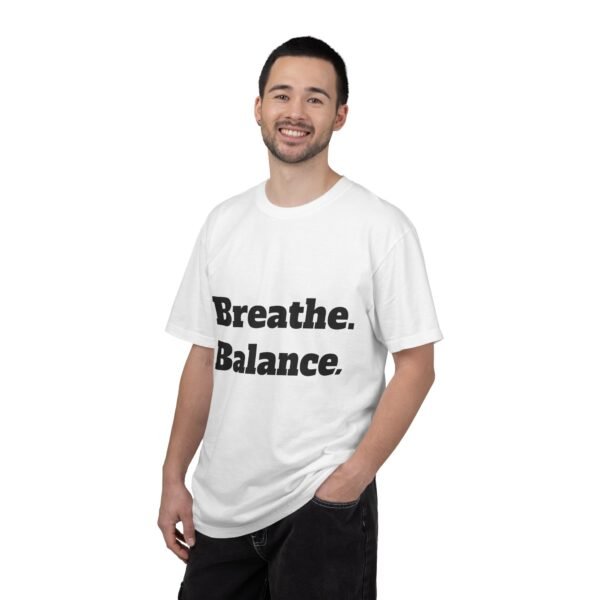 تيشيرت يوغا فاخر. تنفس. توازن. كن. high premium breathe. balance. become. yoga t shirt