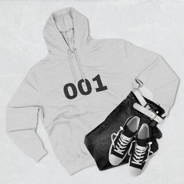 هودي كلاسيكي جريء - سترة صوفية كلاسيكية بثلاثة أجزاء classic bold pullover hoodie — "classic" three panel fleece