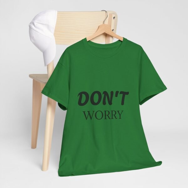 لا تقلق، كن سعيدًا، حافظ على لياقتك البدنية (تيشيرت) don't worry be happy keep fit t shirt