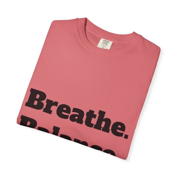تيشيرت يوغا فاخر. تنفس. توازن. كن. high premium breathe. balance. become. yoga t shirt