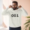 هودي كلاسيكي جريء - سترة صوفية كلاسيكية بثلاثة أجزاء classic bold pullover hoodie — "classic" three panel fleece